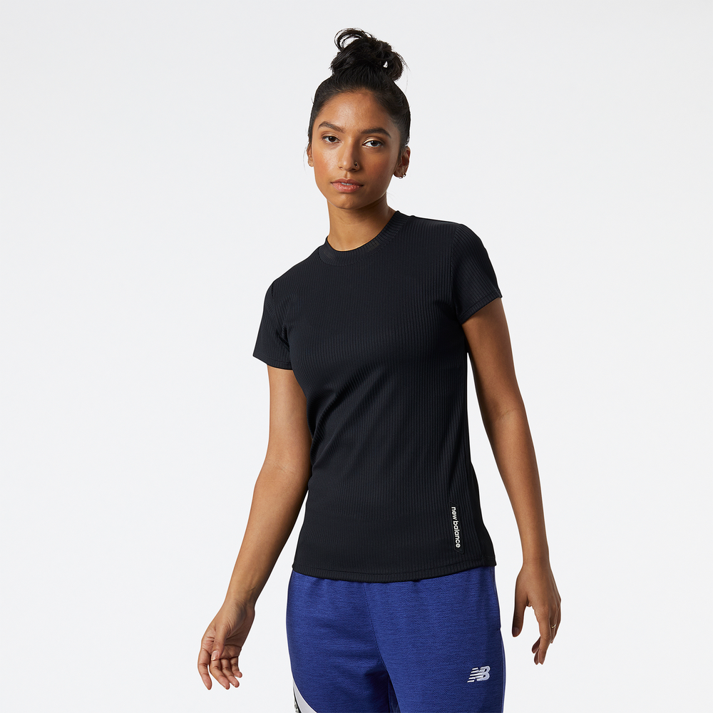 Koszulka New Balance WT21107BK – czarna