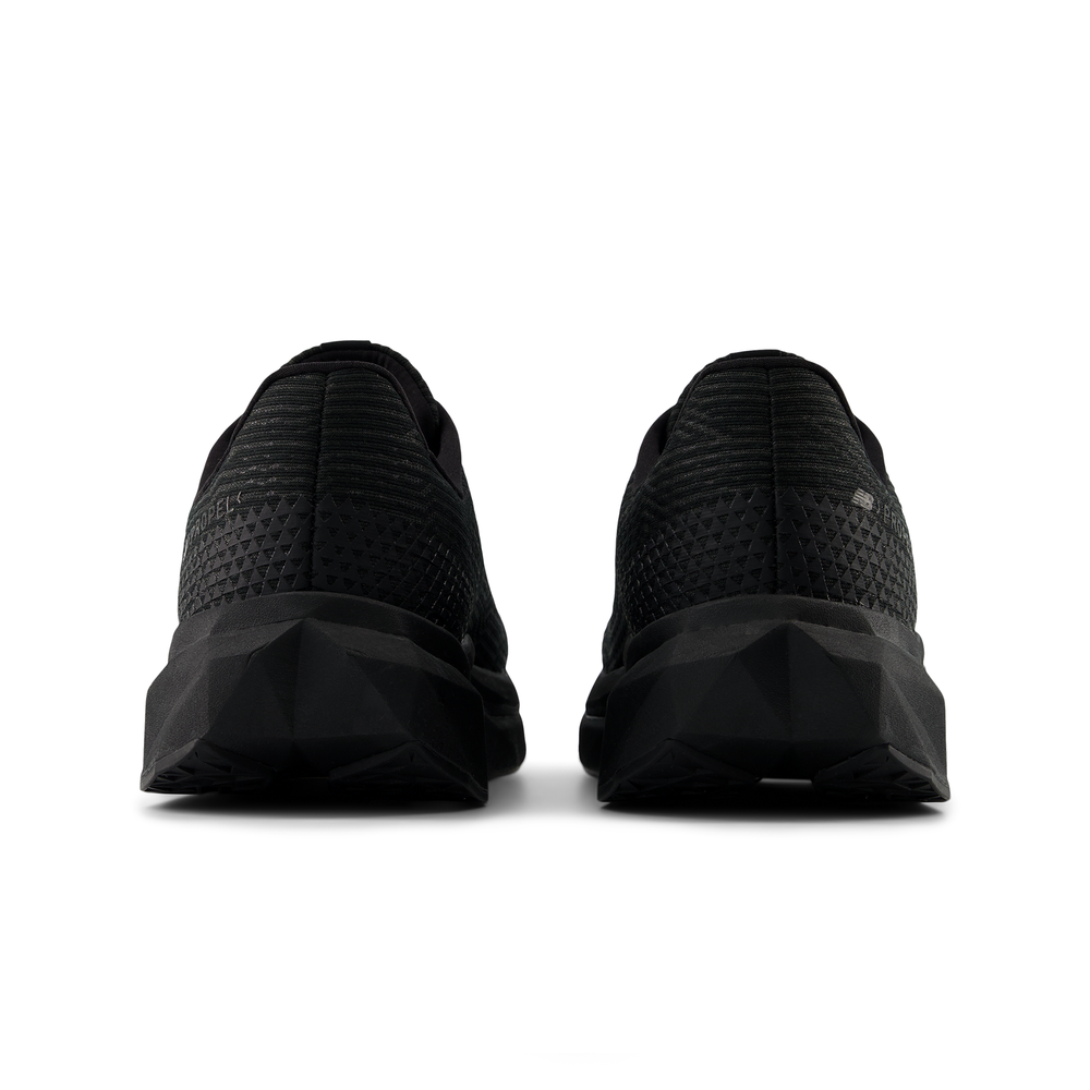 Buty męskie New Balance FuelCell Propel v5 MFCPRLK5 – czarne