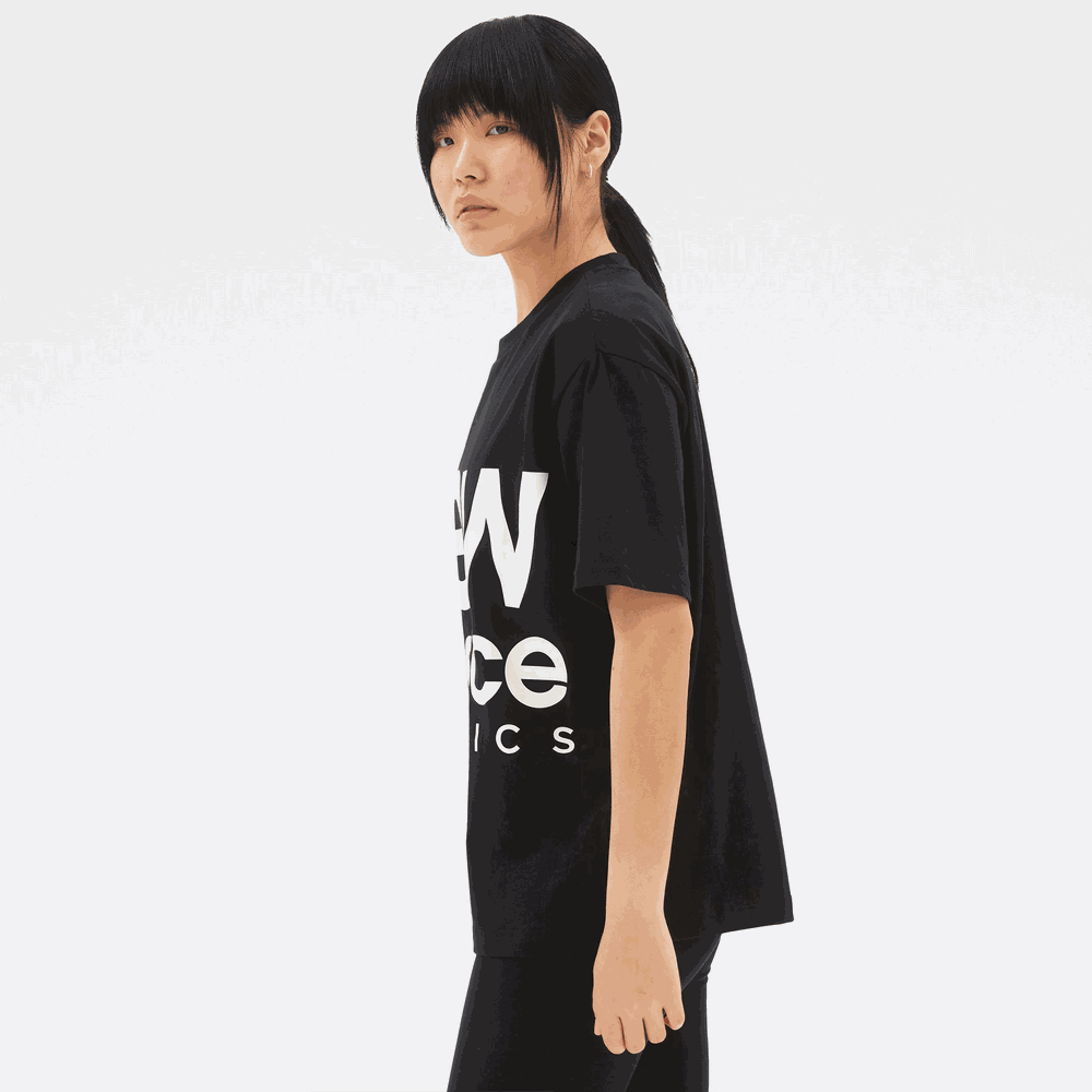 Koszulka unisex New Balance UT23505BK – czarna