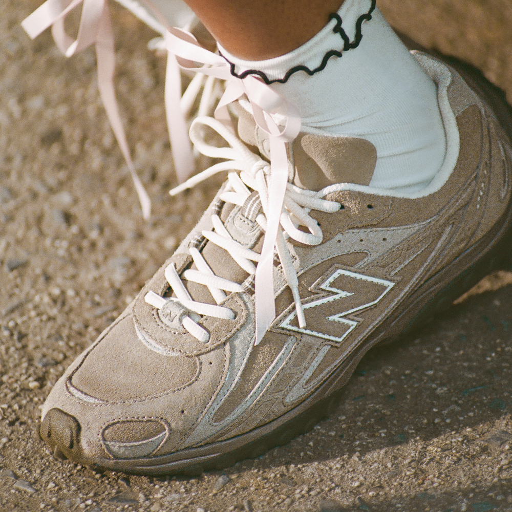 Buty unisex New Balance U204LMMA – beżowe