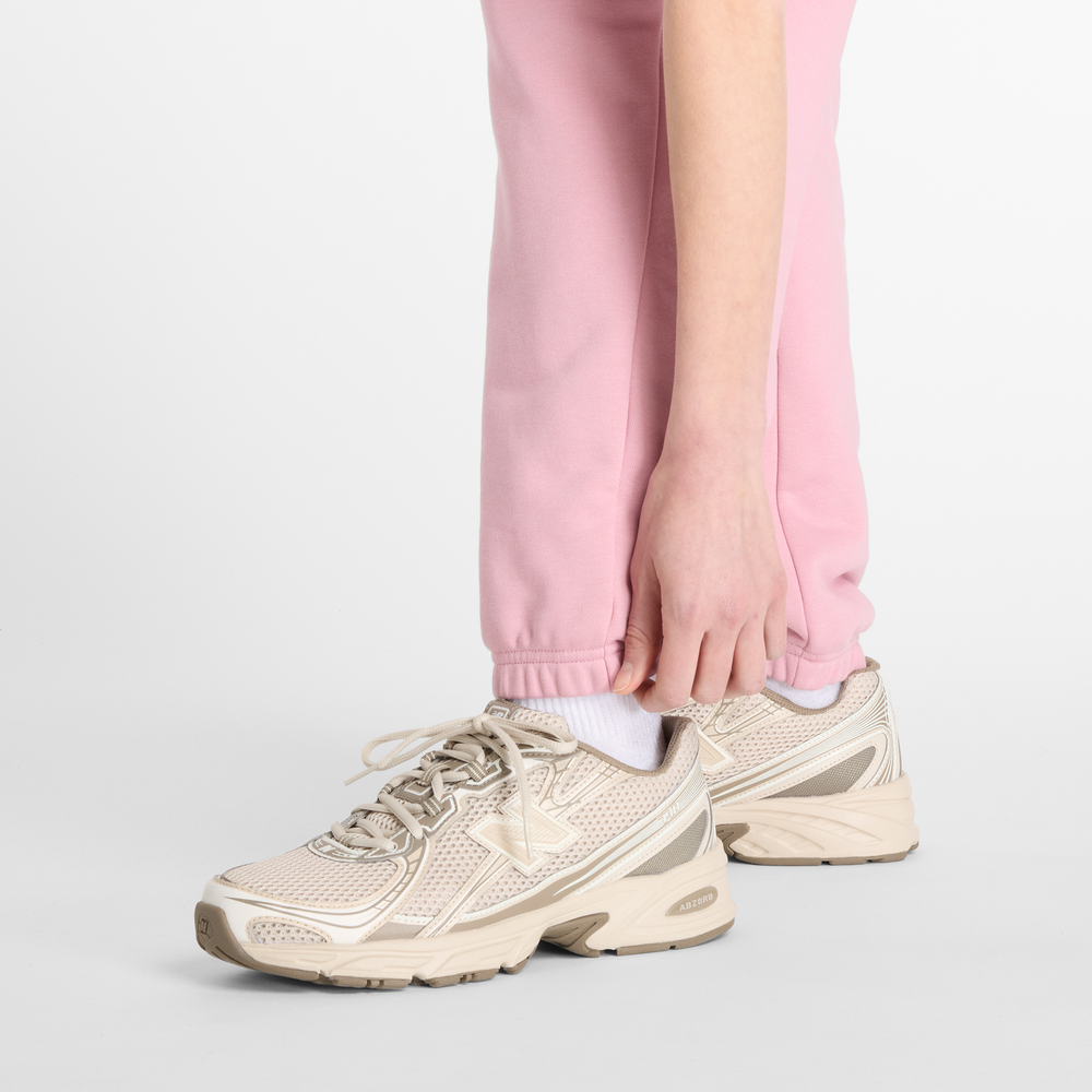 Spodnie damskie New Balance WP41500PTF – różowe