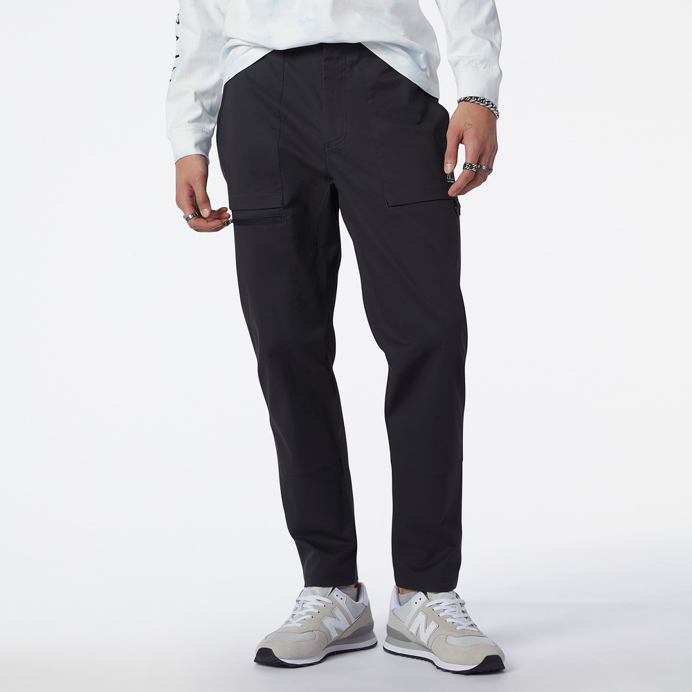 Spodnie New Balance MP13507BK - czarne