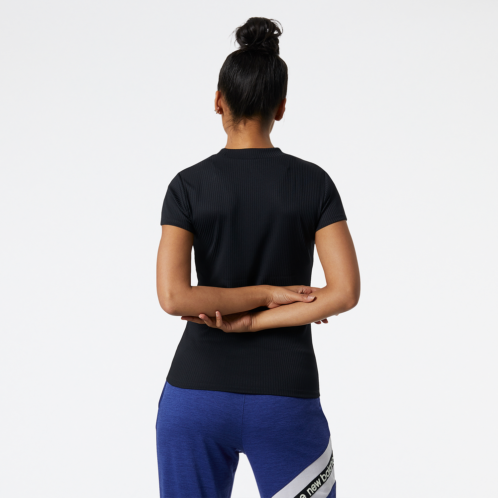 Koszulka New Balance WT21107BK – czarna