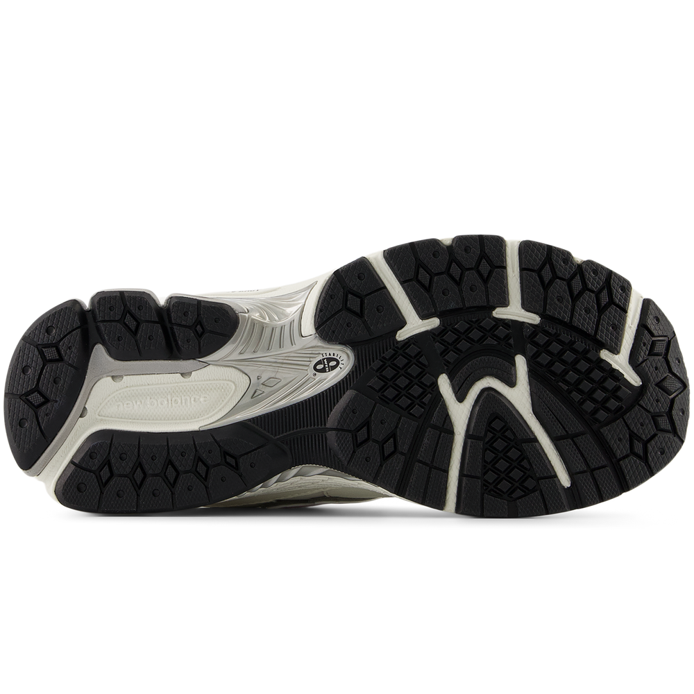 Buty dziecięce New Balance GC2002PN – białe
