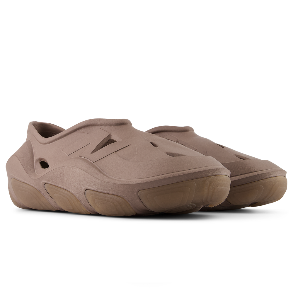 Buty unisex New Balance Fresh Foam X RCVRY RCVRYEES – brązowe