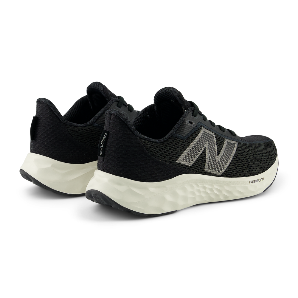 Buty damskie New Balance Fresh Foam Arishi v4 WARISYK4 – czarne