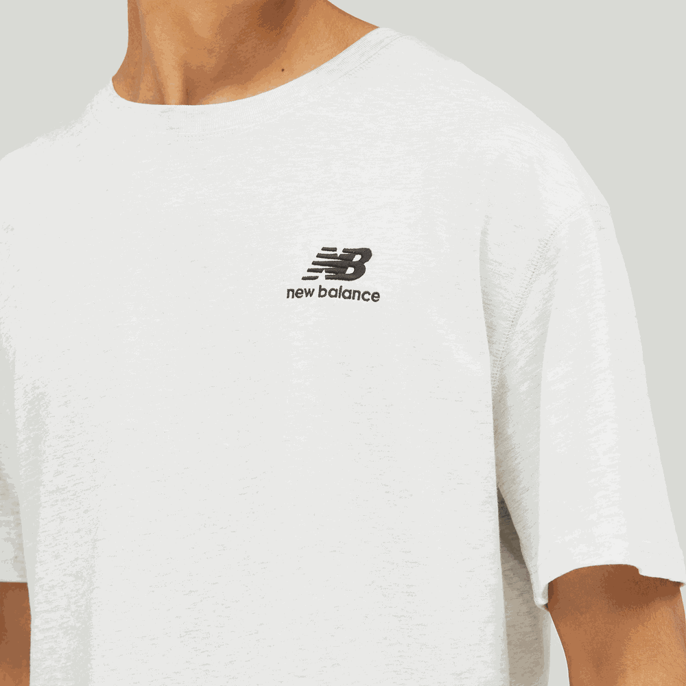 Koszulka unisex New Balance UT21503SAH – szara