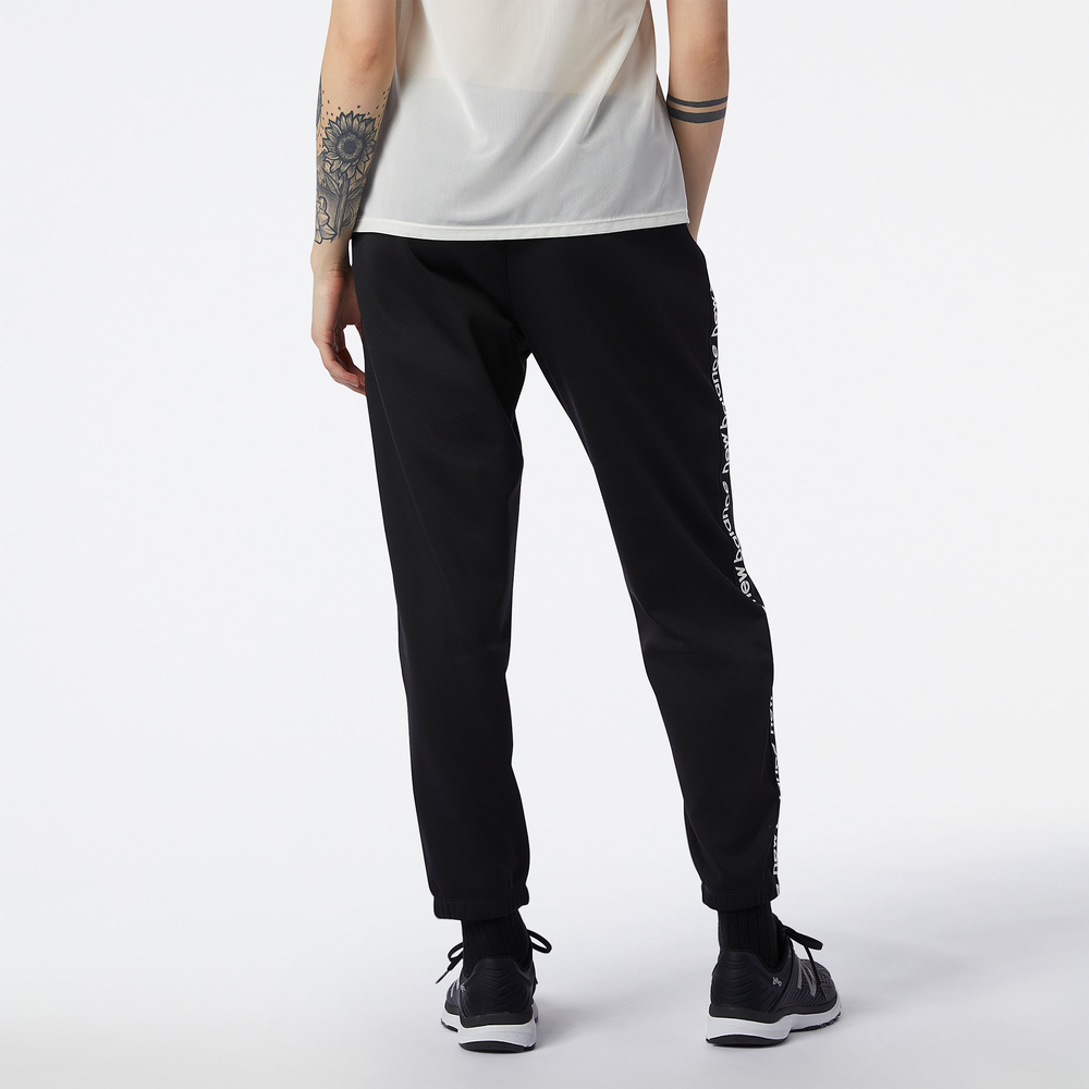 Spodnie damskie New Balance WP13176BK – czarne