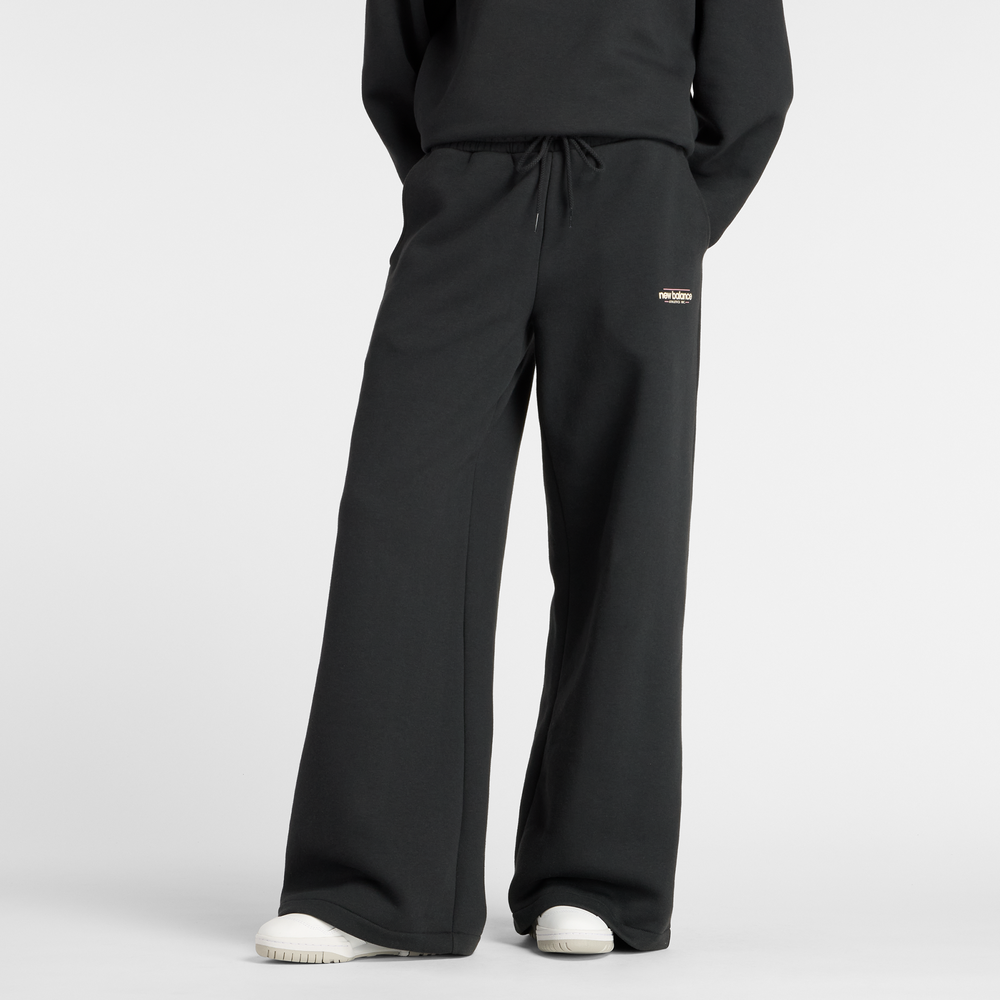 Spodnie damskie New Balance WP53903BK – czarne