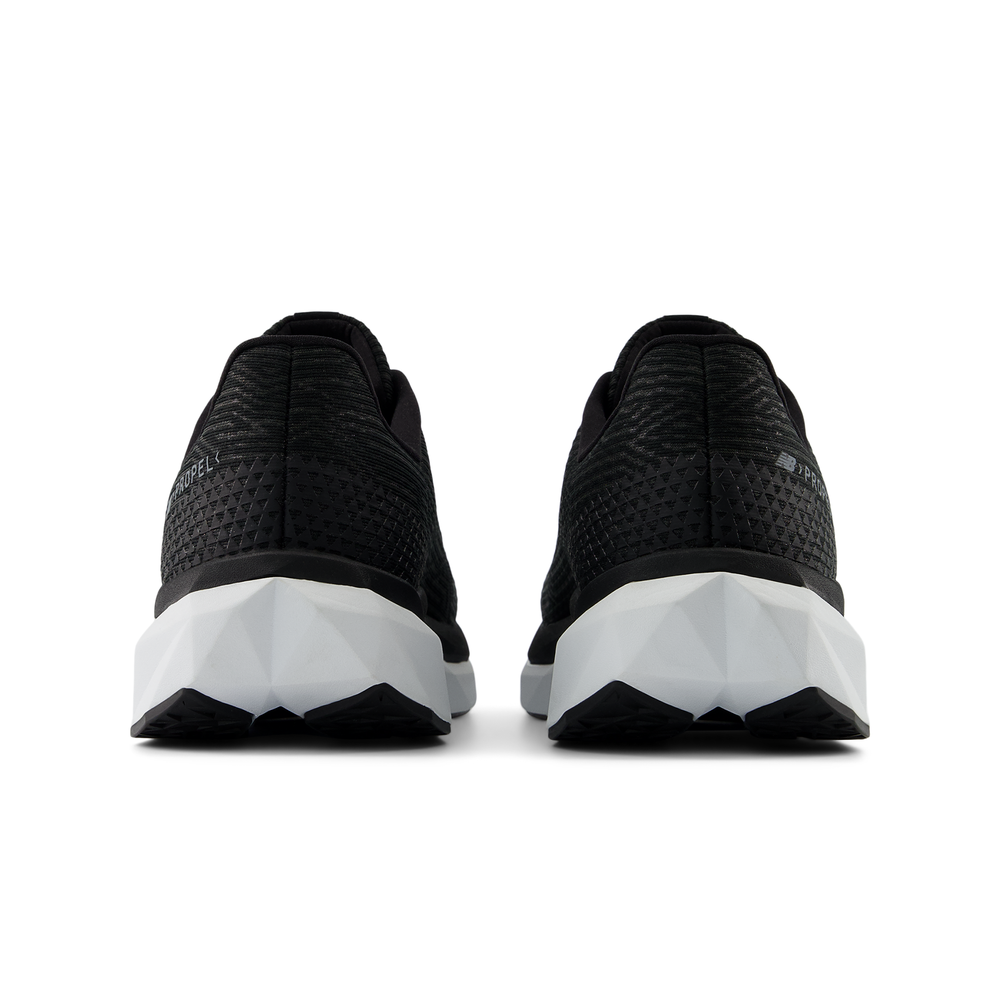 Buty męskie New Balance FuelCell Propel v5 MFCPRLB5 – czarne