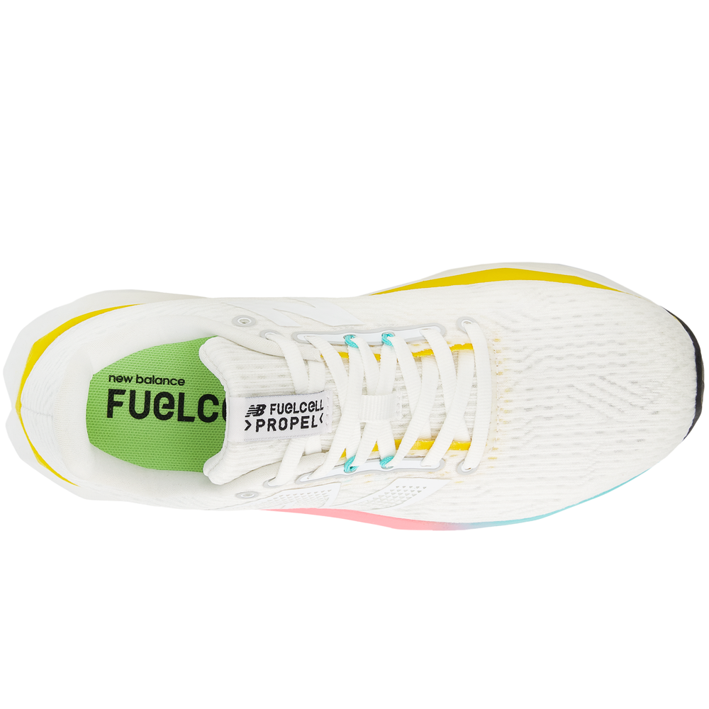 Buty damskie New Balance FuelCell Propel v5 WFCPRLC5 – białe