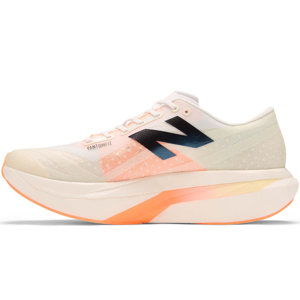 Buty męskie New Balance FuelCell SC Elite V4 MRCELCW4 – beżowe