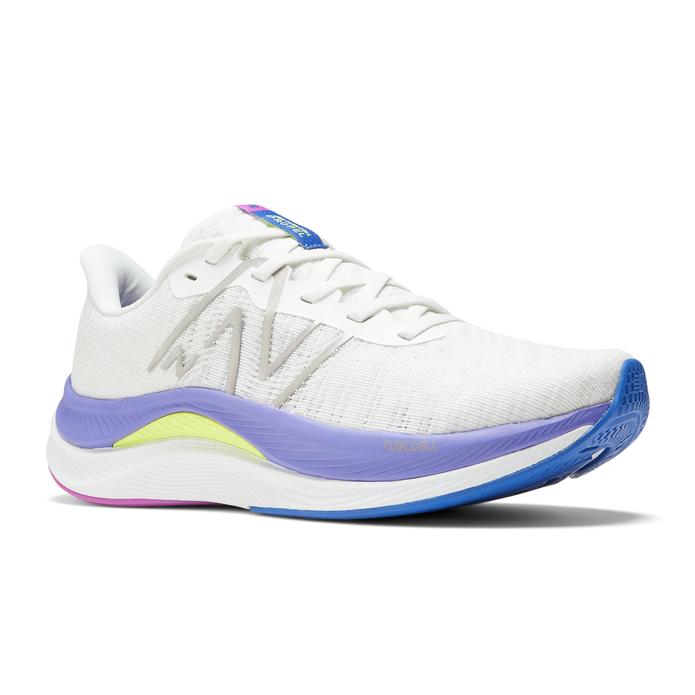 Buty damskie New Balance FuelCell Propel v4 WFCPRCW4 – białe