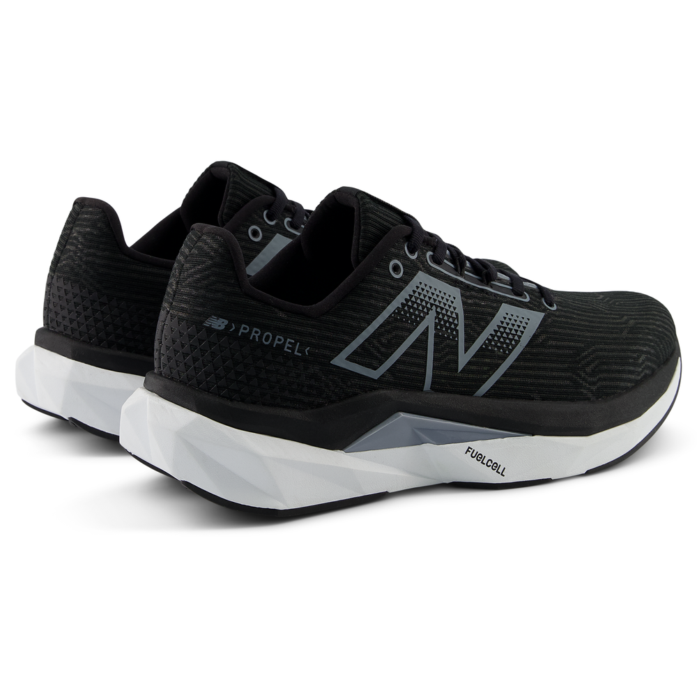 Buty męskie New Balance FuelCell Propel v5 MFCPRLB5 – czarne