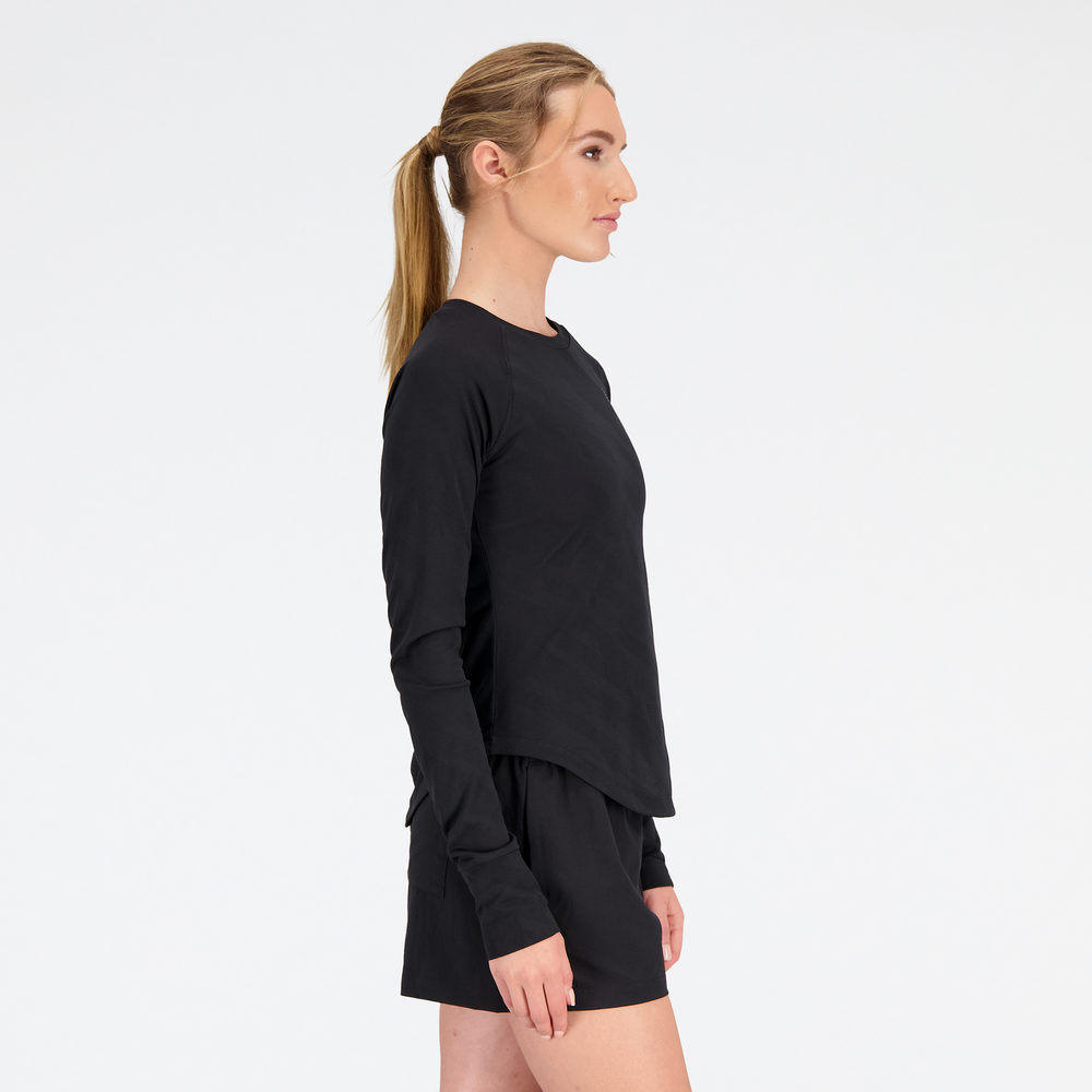 Koszulka damska New Balance WT31282BK – czarna