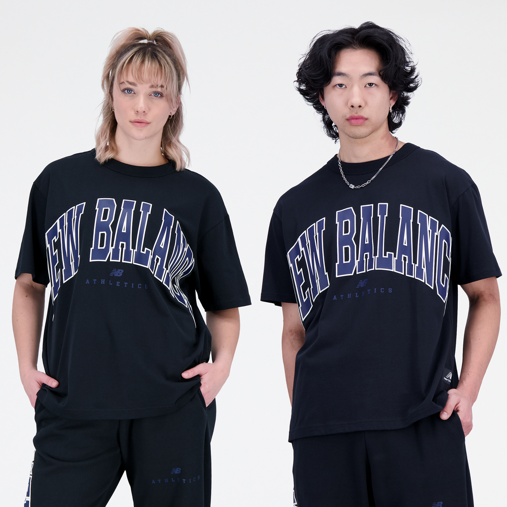 Koszulka unisex New Balance UT31551BK – czarna