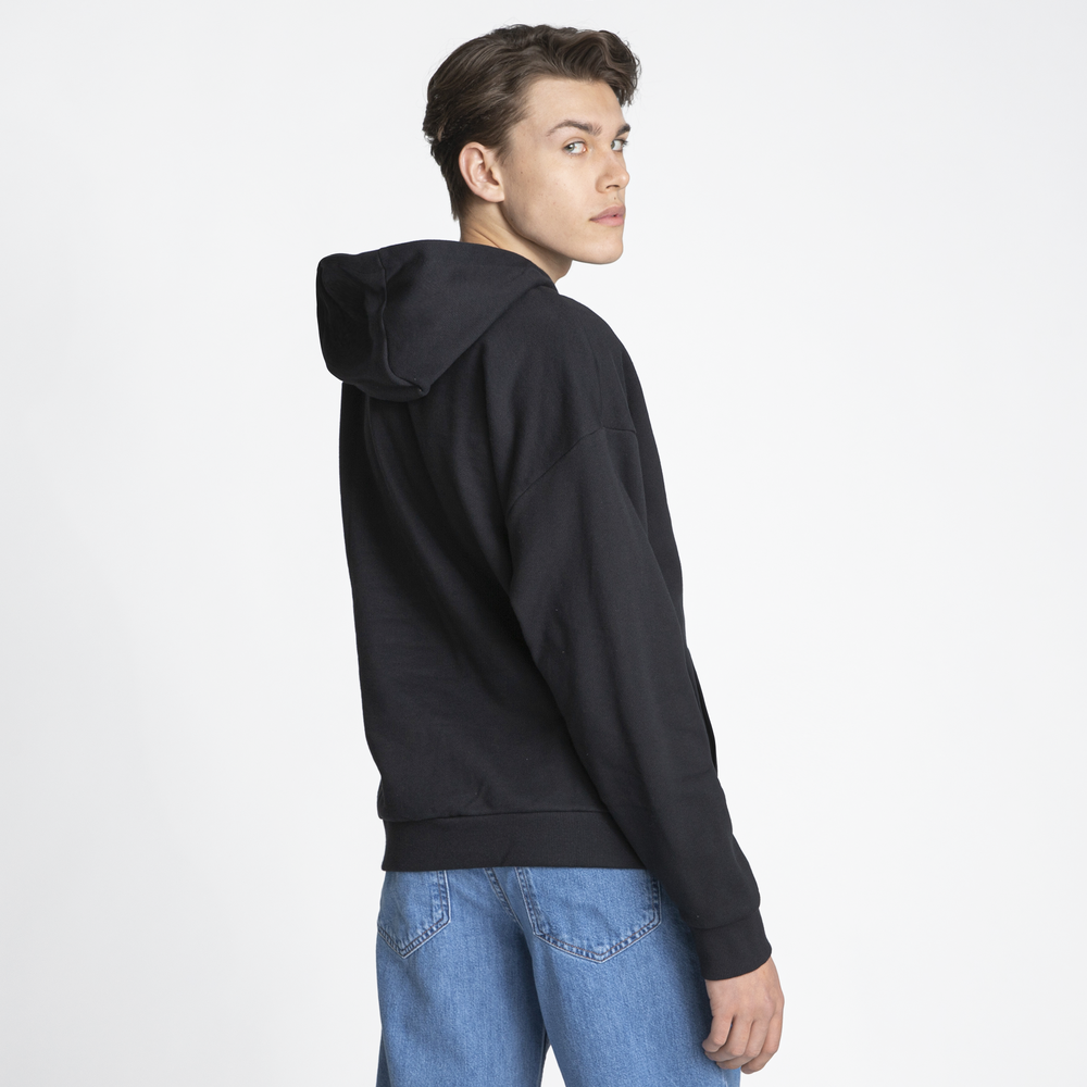 Bluza New Balance MT13510BK – czarna