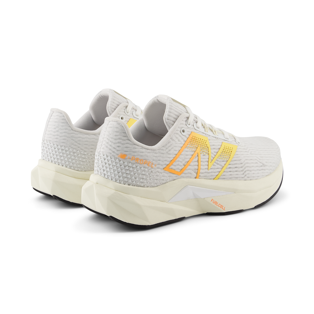 Buty damskie New Balance FuelCell Propel v5 WFCPRCF5 – szare