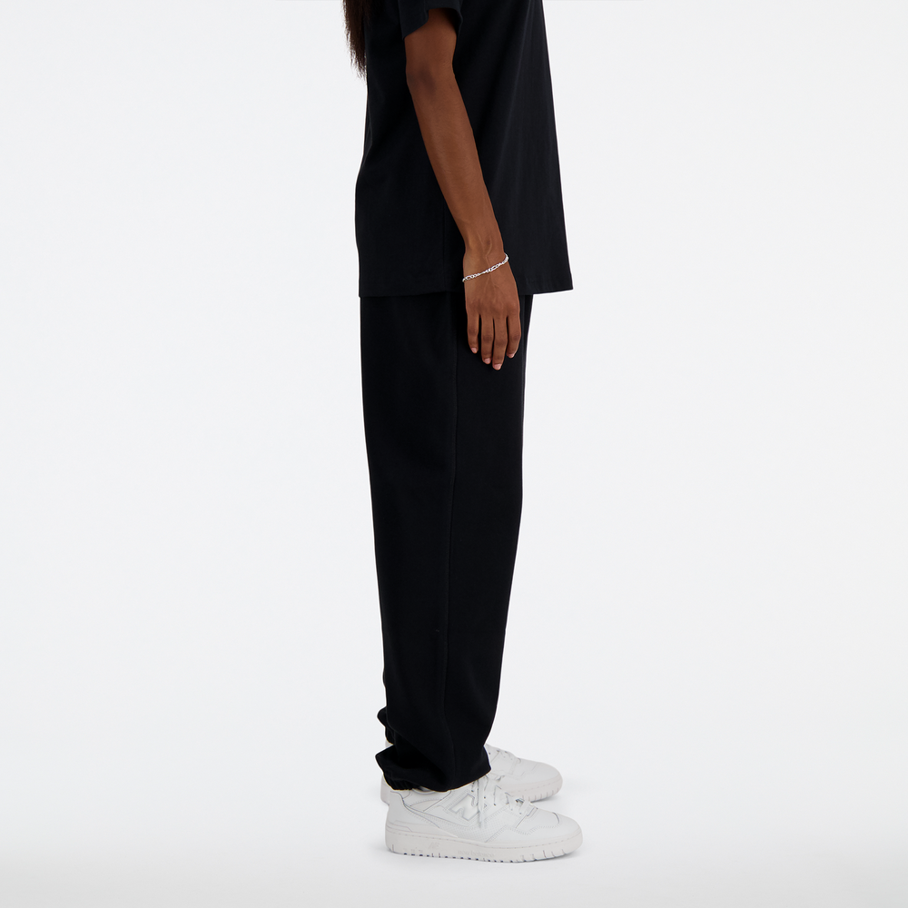 Spodnie damskie New Balance WP41513BK – czarne