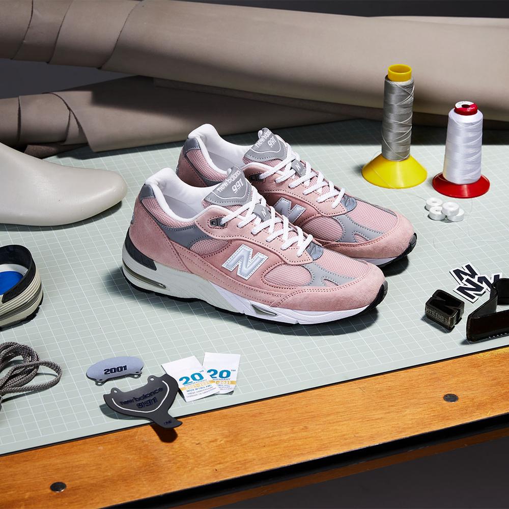 New Balance M991PNK