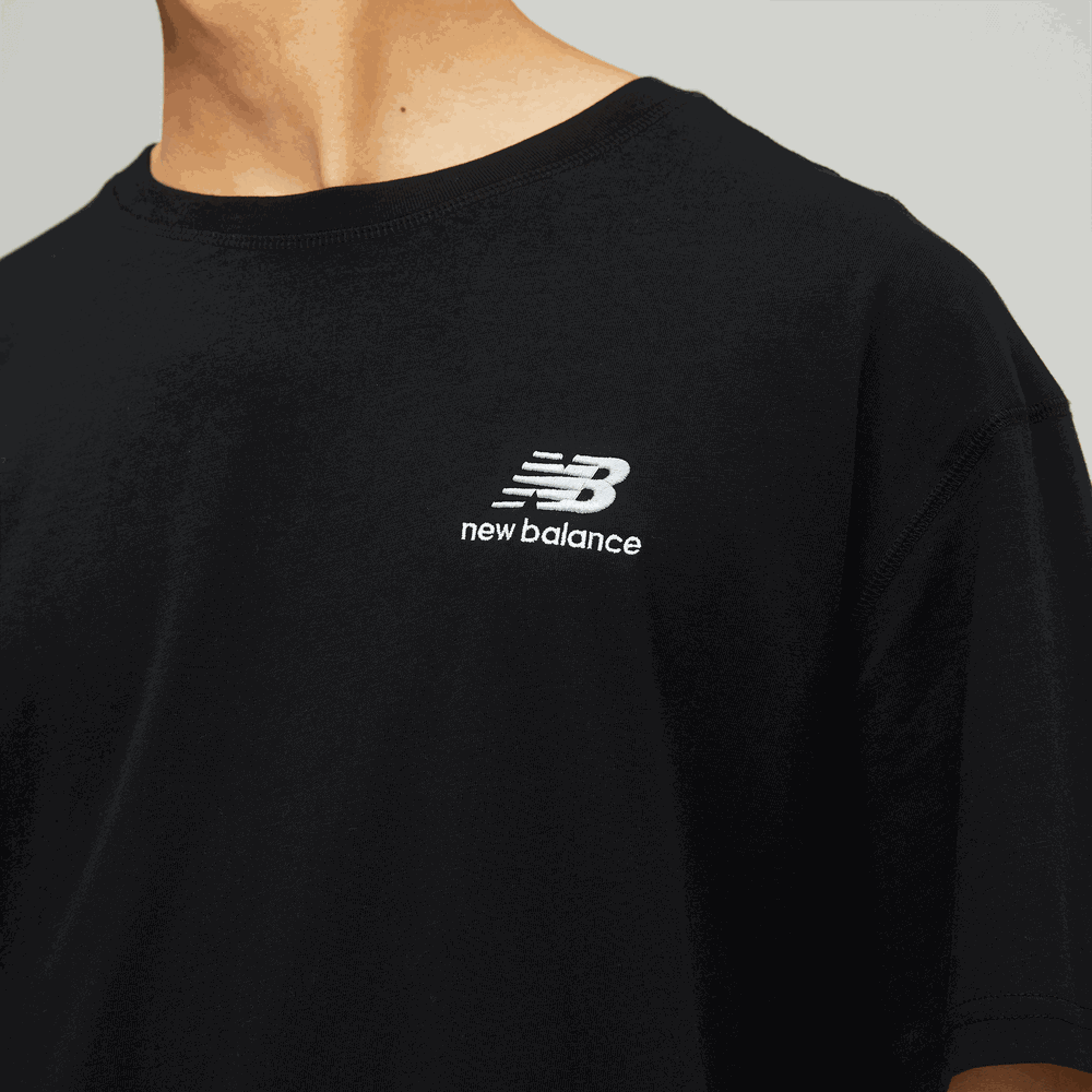 Koszulka New Balance UT21503BK – czarna