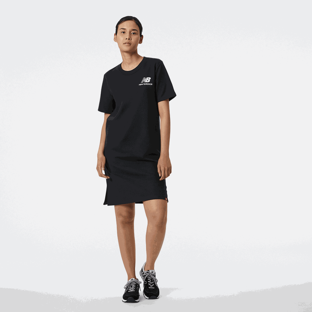 Sukienka New Balance WD21502BK – czarna