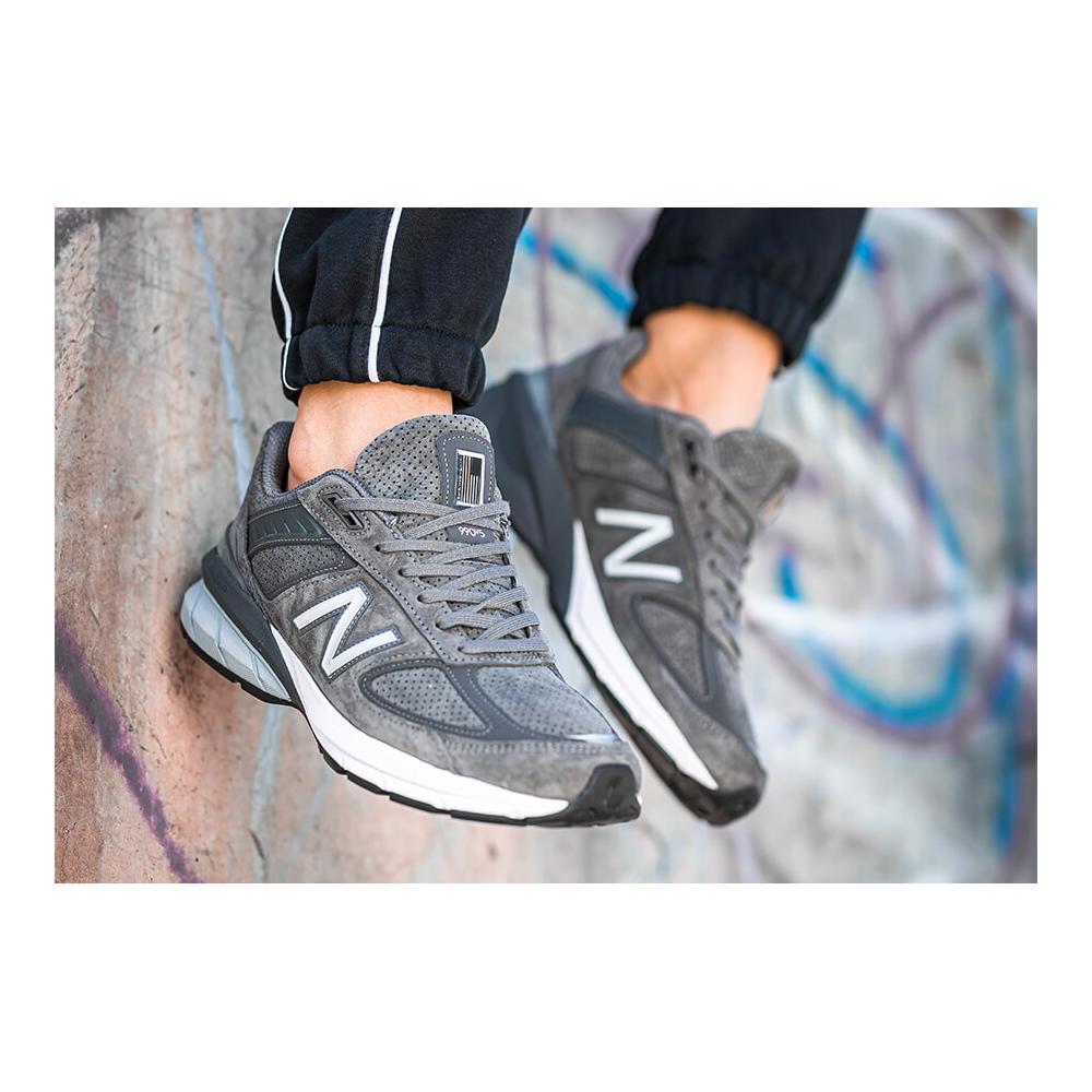 New Balance M990SG5