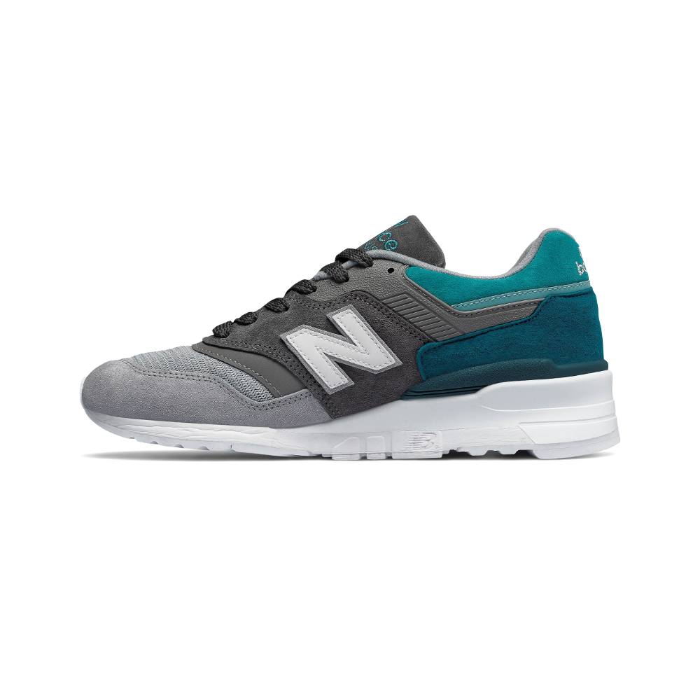 New Balance M997CA