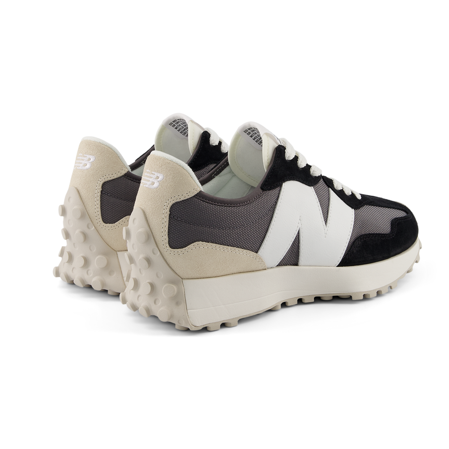 ★★New Balance★★ NBNGF21403 UNI ESSENTIAL SMALL LOGO NACI Buty unisex New Balance U327FE – czarne | Nbsklep.pl