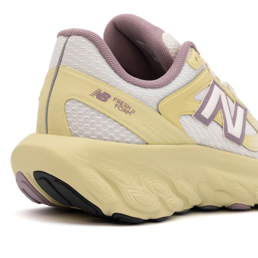 Buty unisex New Balance UTRNQB – białe | Nbsklep.pl