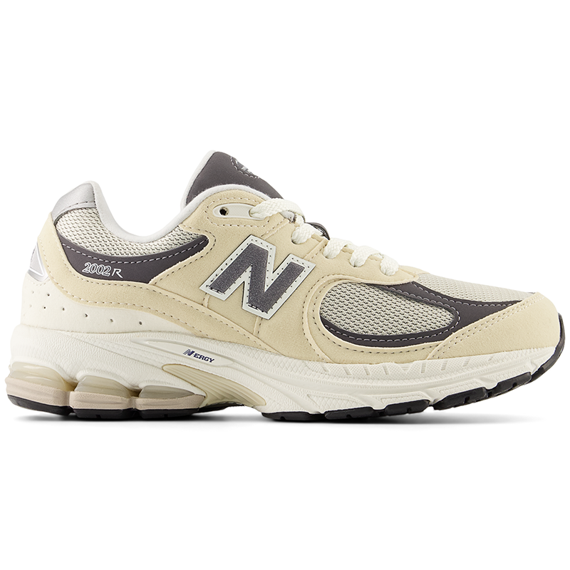 Buty dziecięce New Balance GC2002FA - beżowe