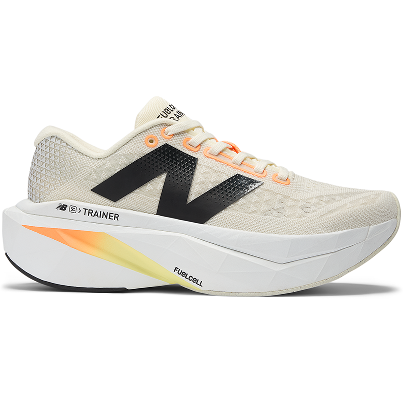 Buty damskie New Balance FuelCell SuperComp Trainer v3 WRCXCA4 - beżowe