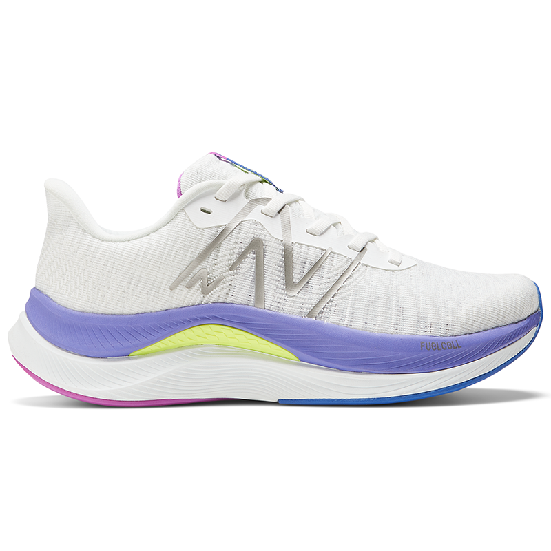 Buty damskie New Balance FuelCell Propel v4 WFCPRCW4 - białe